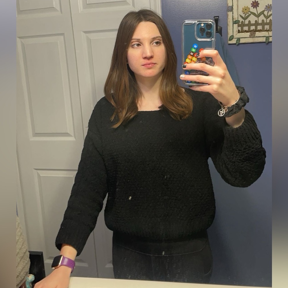 HYFVE black cable knit pullover long sleeve sweater M